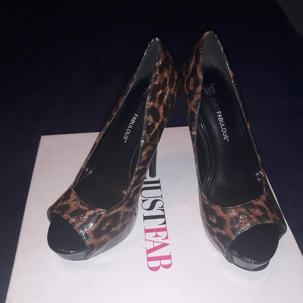 Cheetah Open-Toe Heels - Picture 5 of 7